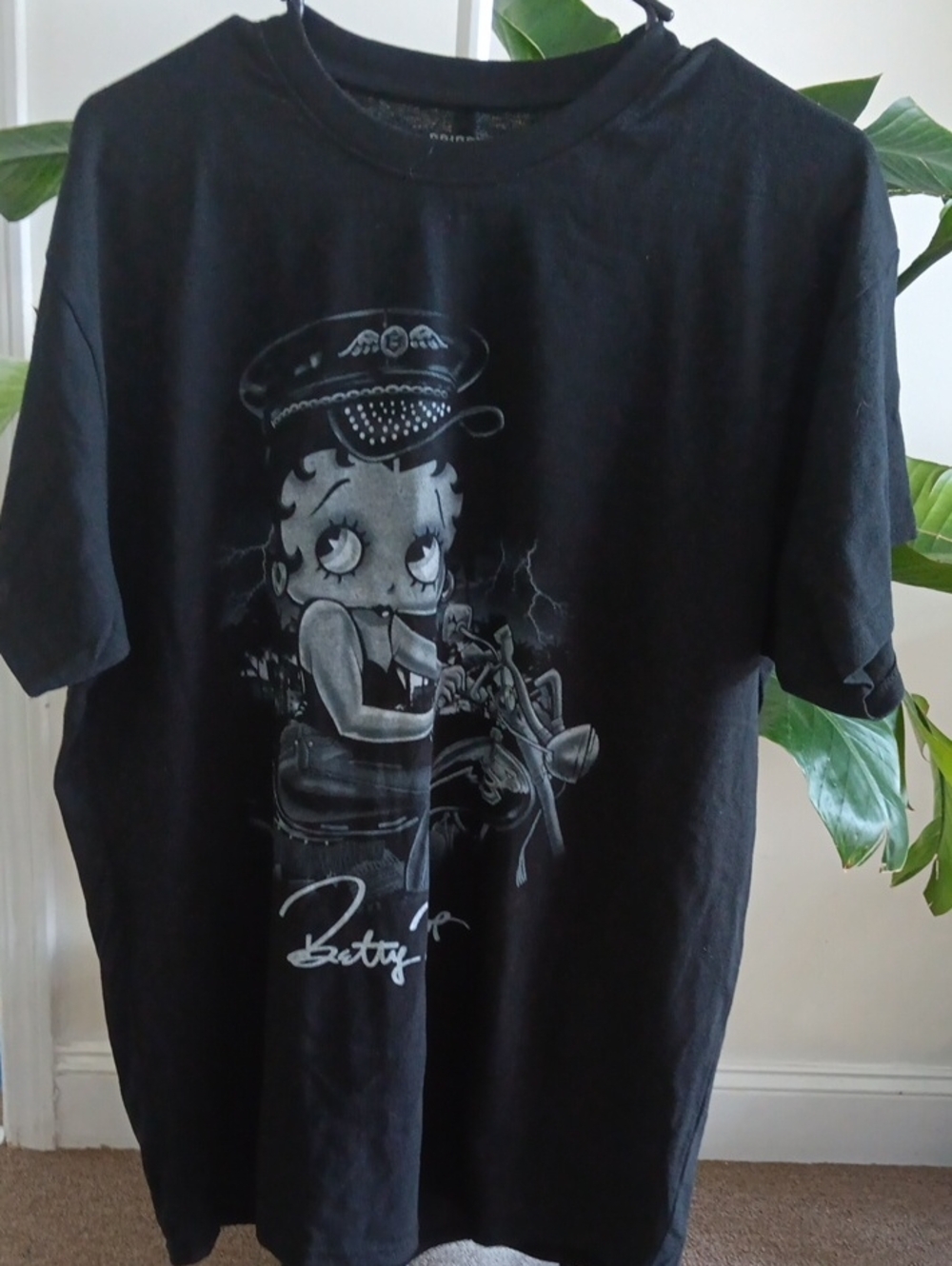 Betty Boop Graphic Tee